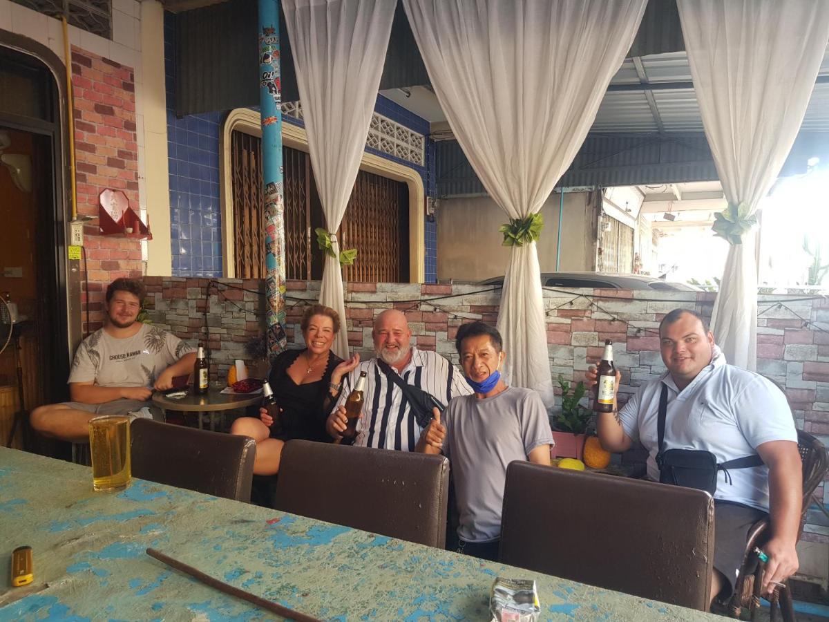 Home&Hug Phuket Екстериор снимка